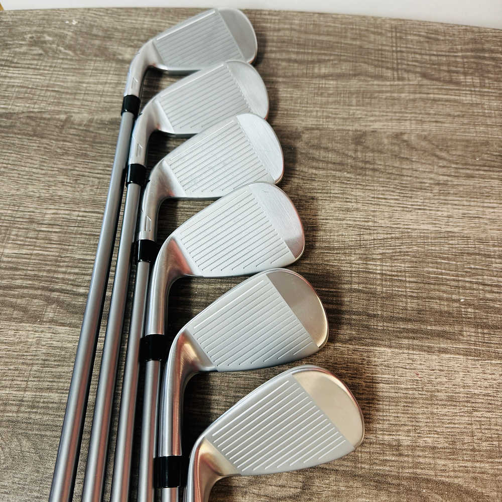 Qi Iron Set 6-A / Speeder NX Graphite, Senior