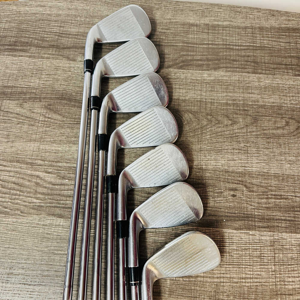Apex / Apex Pro 19 Iron Set 4-P / Elevate Steel, Stiff