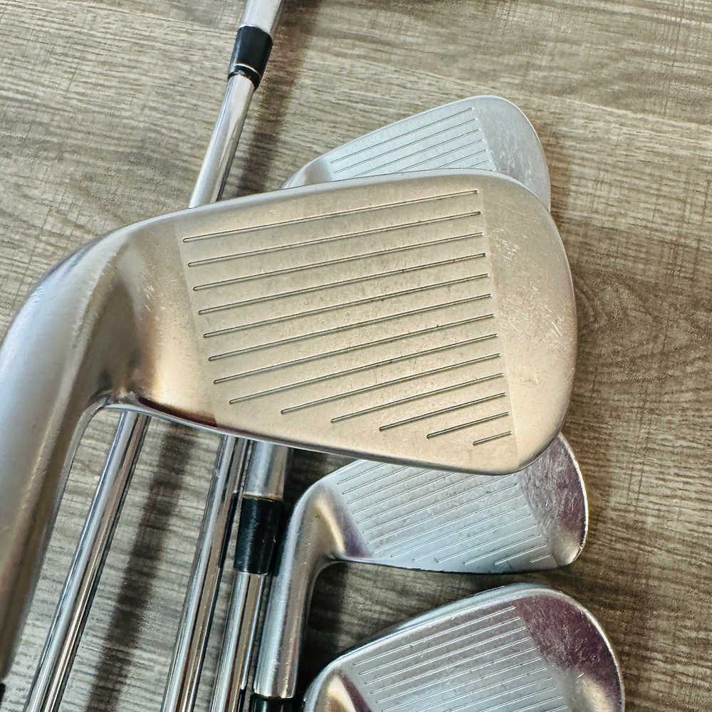 Apex / Apex Pro 19 Iron Set 4-P / Elevate Steel, Stiff